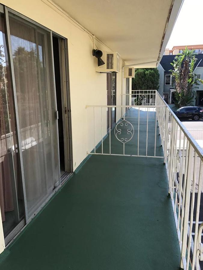 Hollywood Premiere Motel Los Angeles Exterior photo